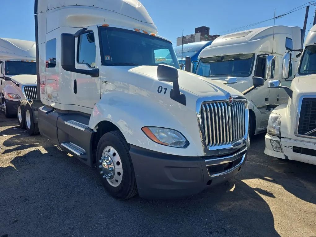 2018 International LT in Linden, NJ