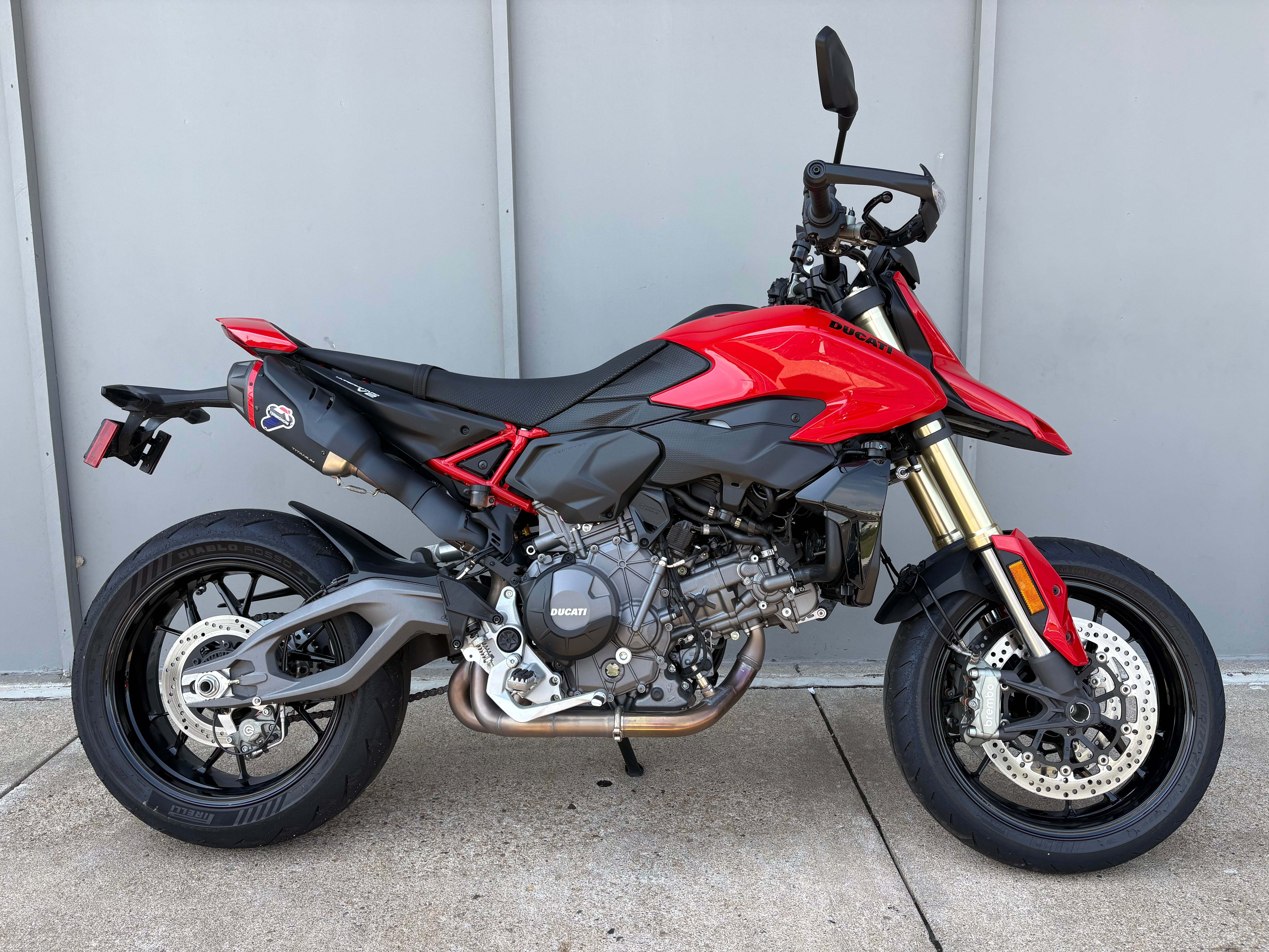 New 2026 Ducati Hypermotard V2 For Sale in Omaha, NE - 5042586268 ...