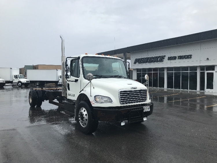 2016 FREIGHTLINER BUSINESS CLASS M2 106 in Kansas City, MO