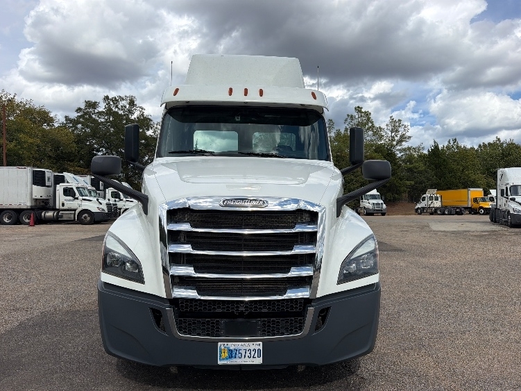 2020 FREIGHTLINER CASCADIA 126 in Belden, MS