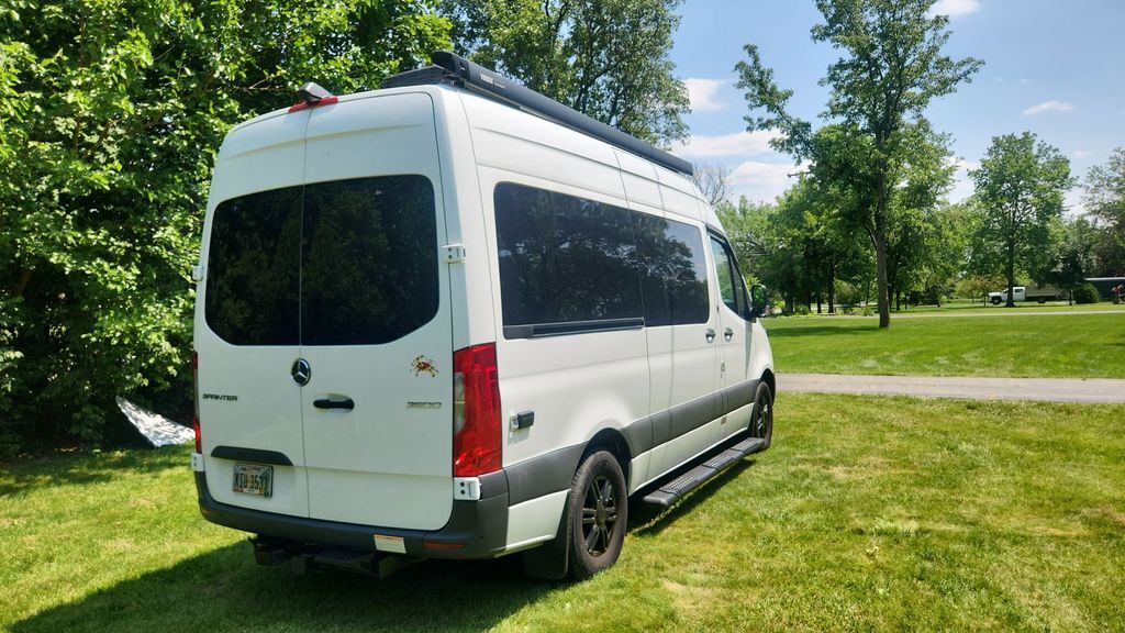 Used Thor Motor Coach Freedom Elite Class B RVs and Camper Vans for ...