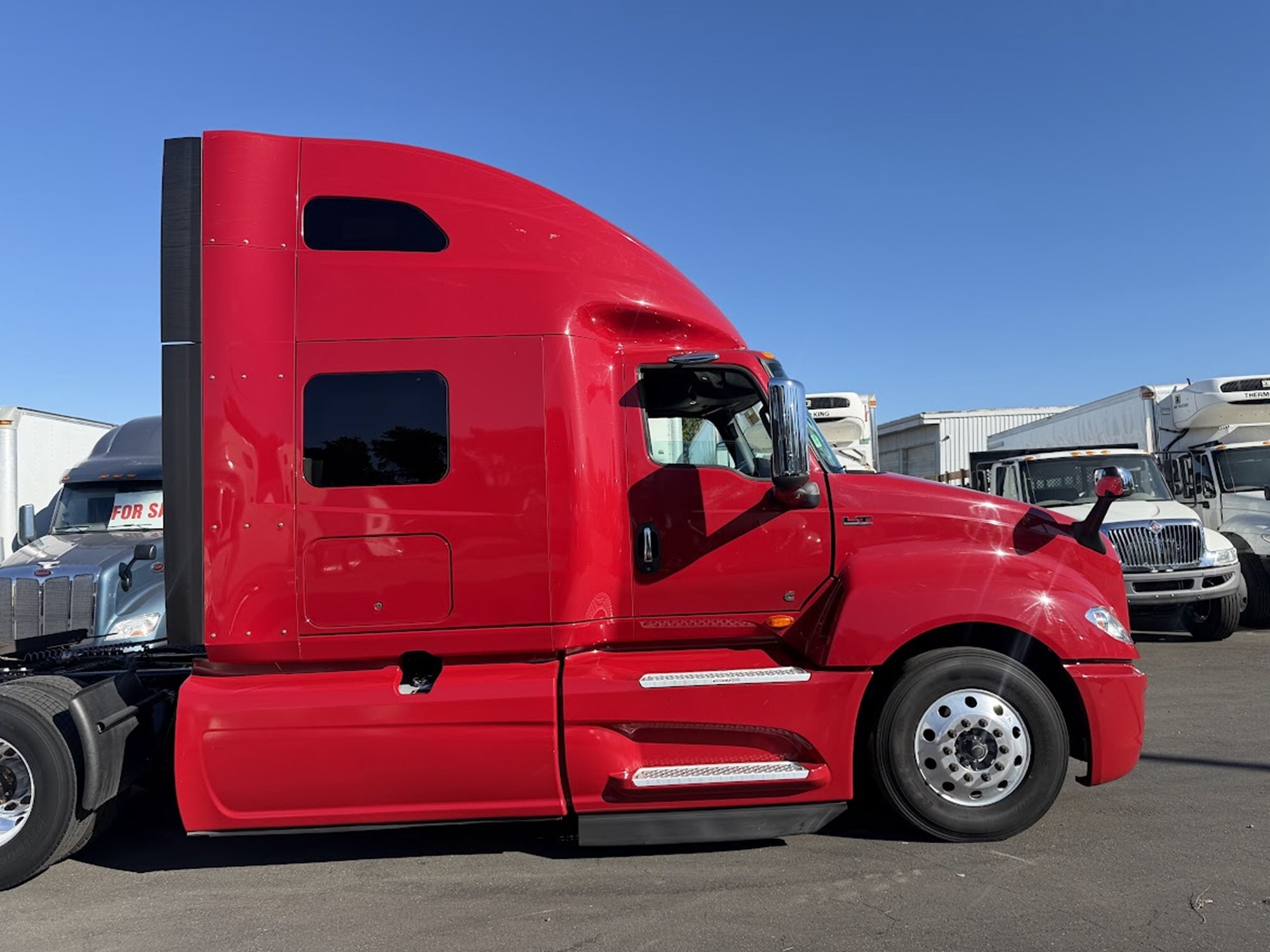 2022 INTERNATIONAL LT625 in Portland, OR