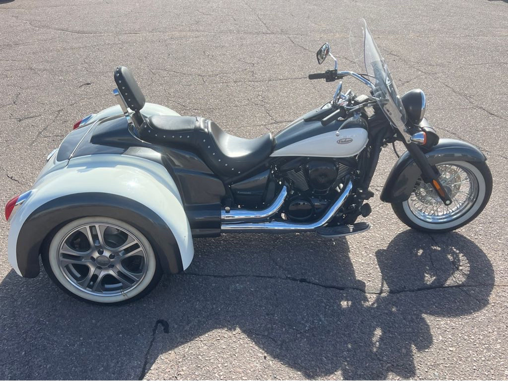 2012 Kawasaki VULCAN 900 CLASSIC TRIKE CLASSIC in Madison, SD