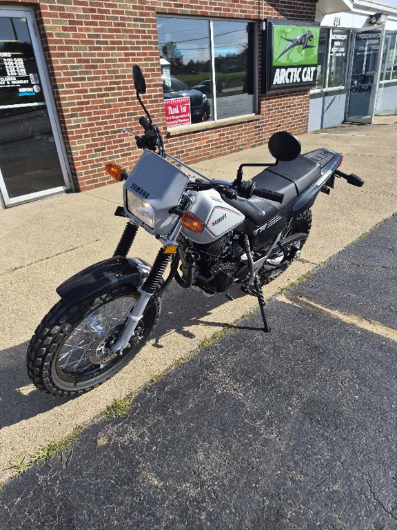 2027 Yamaha TW 200 in mount vernon OH