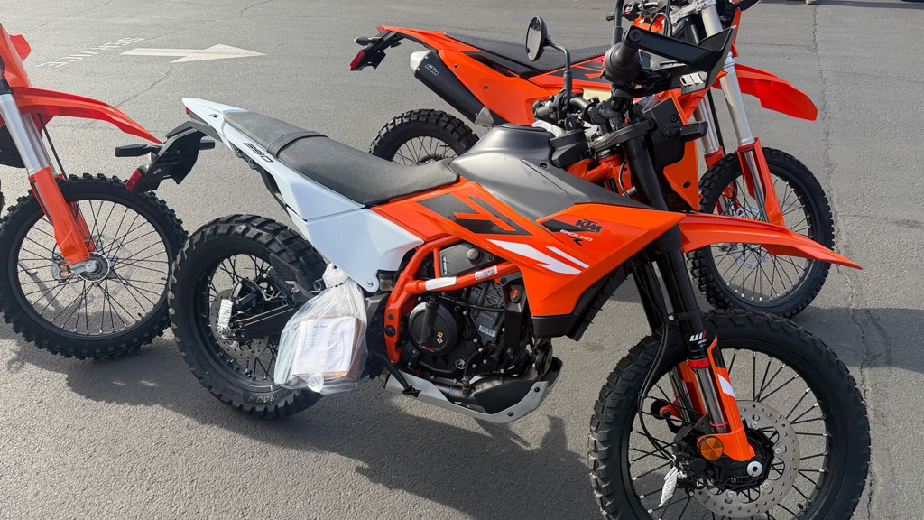 2026 KTM Enduro 390 R 390 R in Sublimity, OR