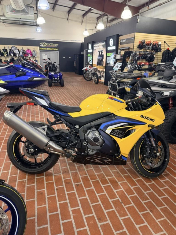 2027 Suzuki GSX-R1000 1000 in Jacksonville, FL