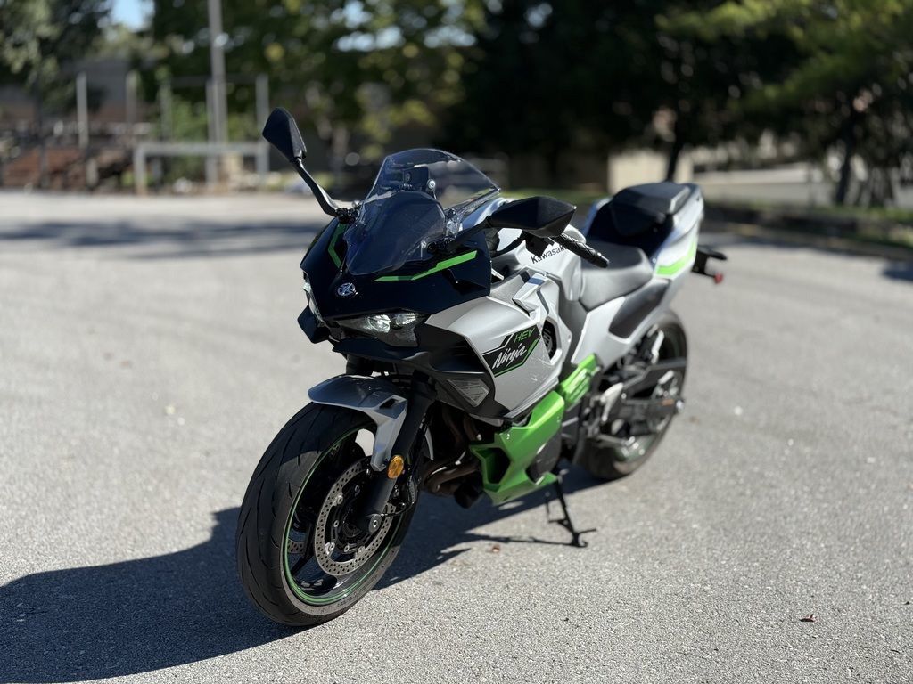 2024 Kawasaki Ninja 7 Hybrid ABS HYBRID ABS in Olathe, KS