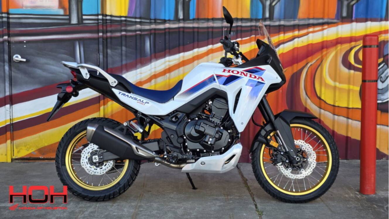 A photo of this 2026 Honda® Transalp E-Clutch