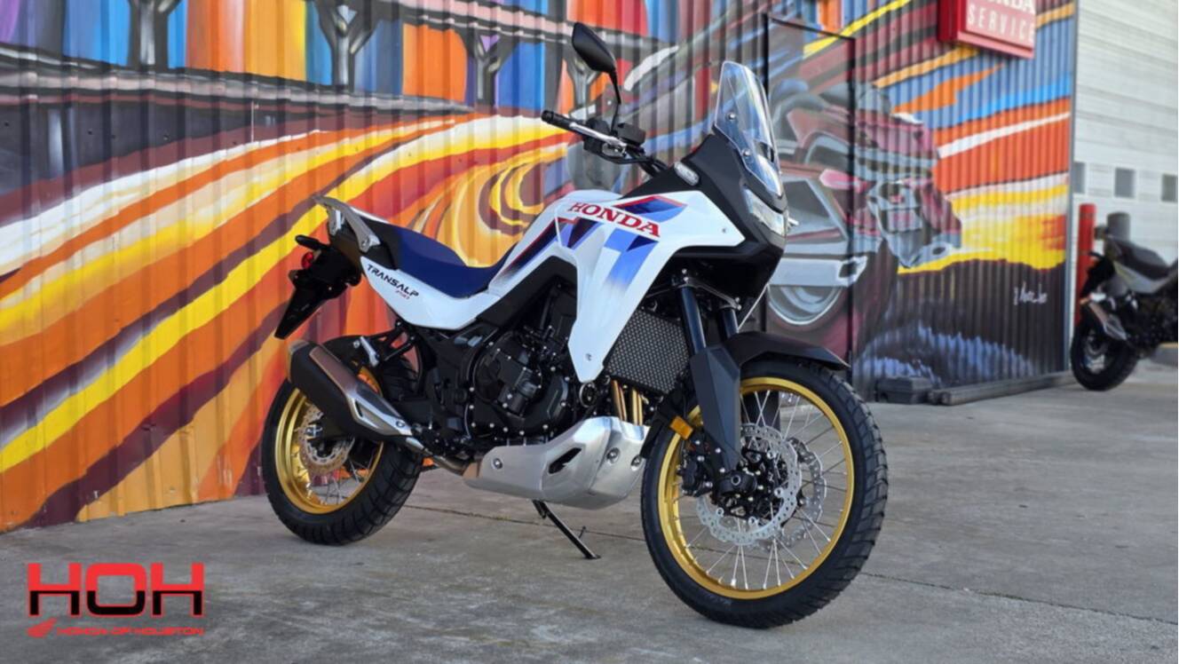 A photo of this 2026 Honda® Transalp E-Clutch