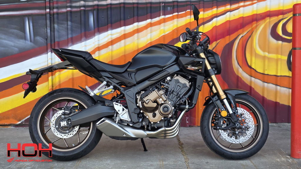 2026 Honda® CB650R E-Clutch BASE in Houston, TX