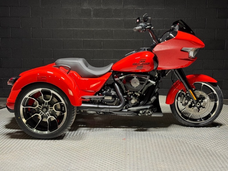 2026 Harley-Davidson ROAD GLIDE 3 3 in Paris, TX