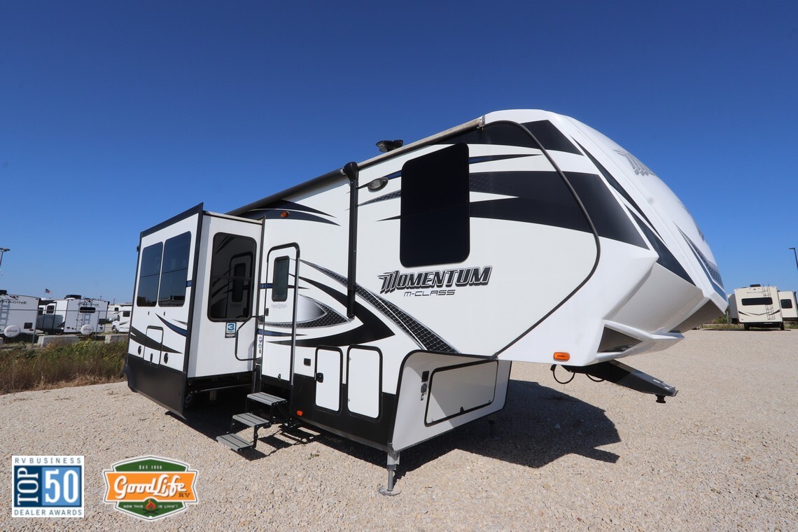 2017 Grand Design Momentum 348M in bevington IA