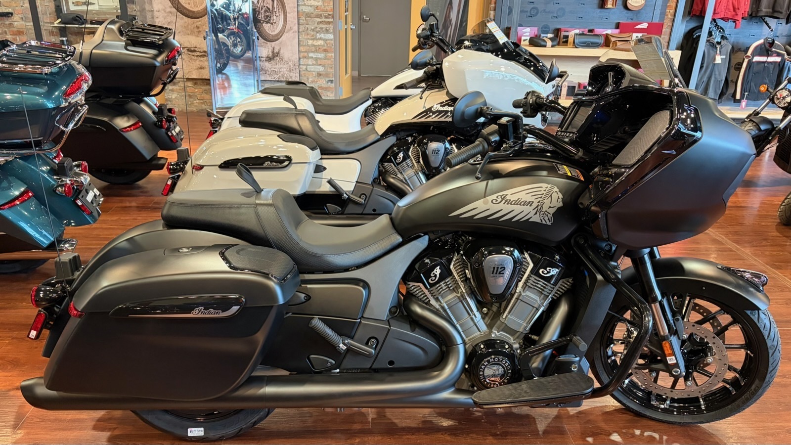 2026 Indian Motorcycle Challenger Dark Horse + 112 & Audio Package DARK HORSE in Walton, KY