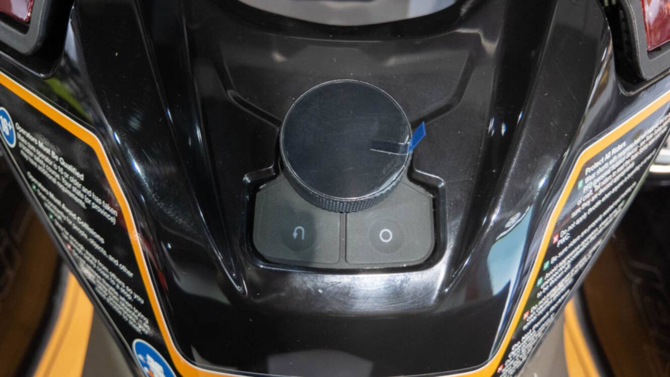 A photo of this 2026 Kawasaki Jet Ski® Ultra® 310 LX