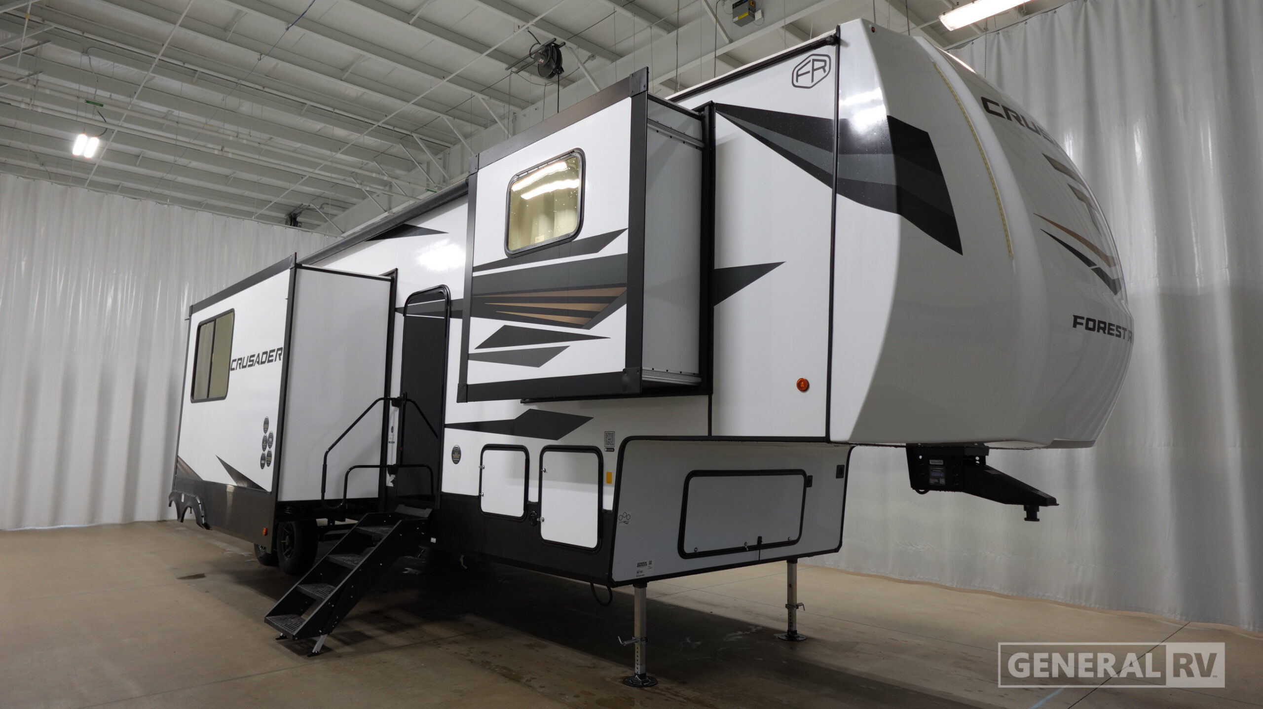 2027 Prime Time Rv CRUSADER FAM37 in wixom MI