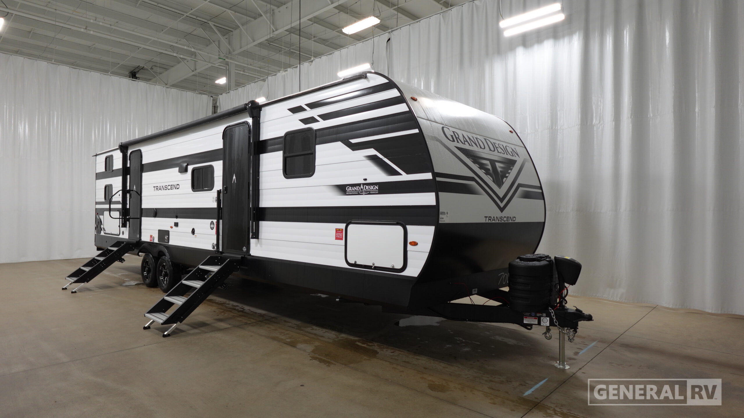 2027 Grand Design TRANSCEND 325BHT in fort pierce FL