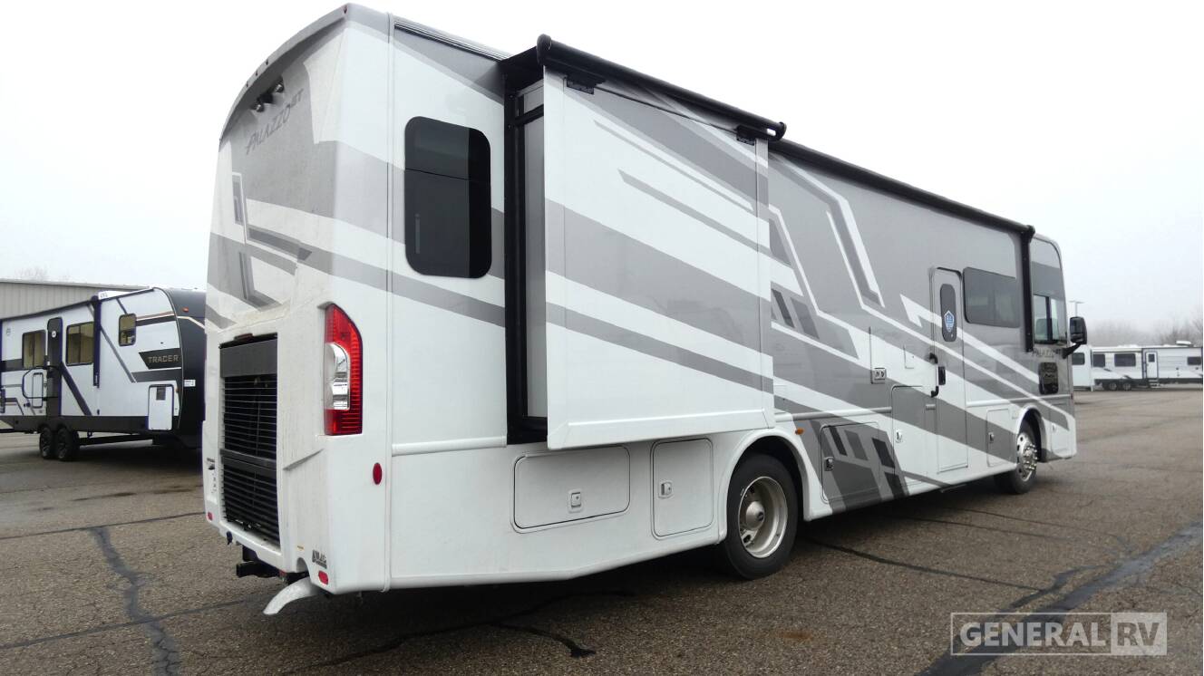 A photo of this 2026 Thor Motor Coach PALAZZO GT 33.5