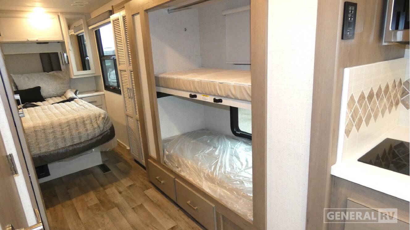 A photo of this 2026 Thor Motor Coach PALAZZO GT 33.5