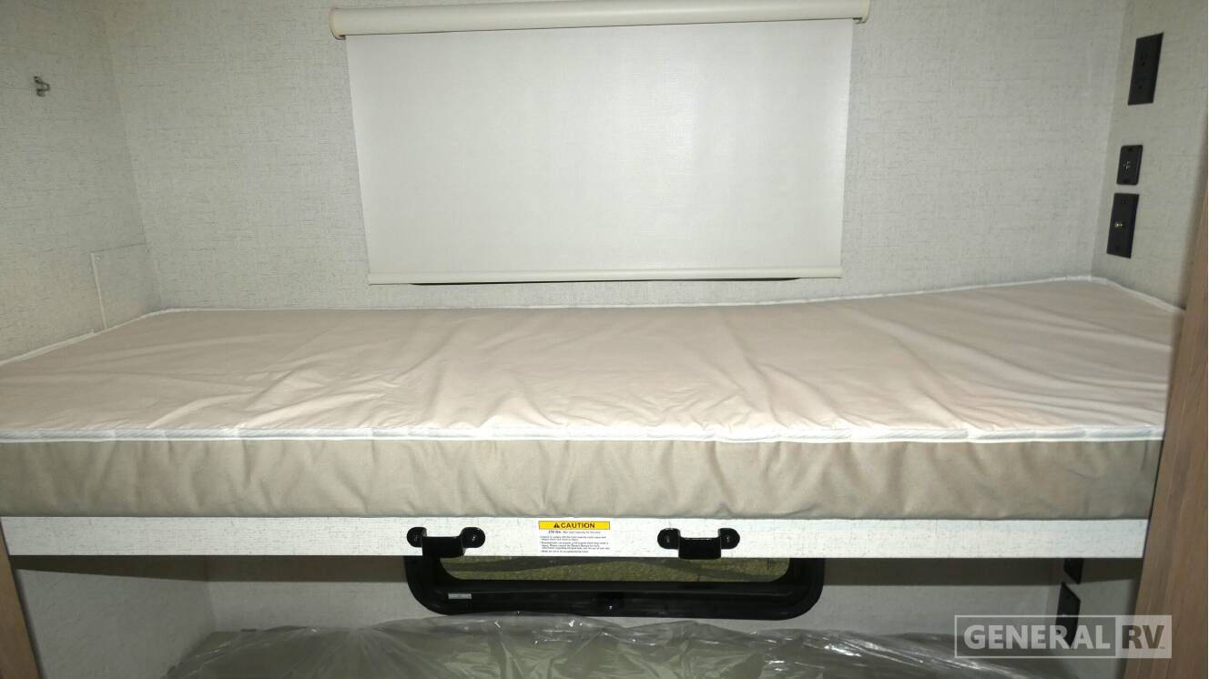 A photo of this 2026 Thor Motor Coach PALAZZO GT 33.5