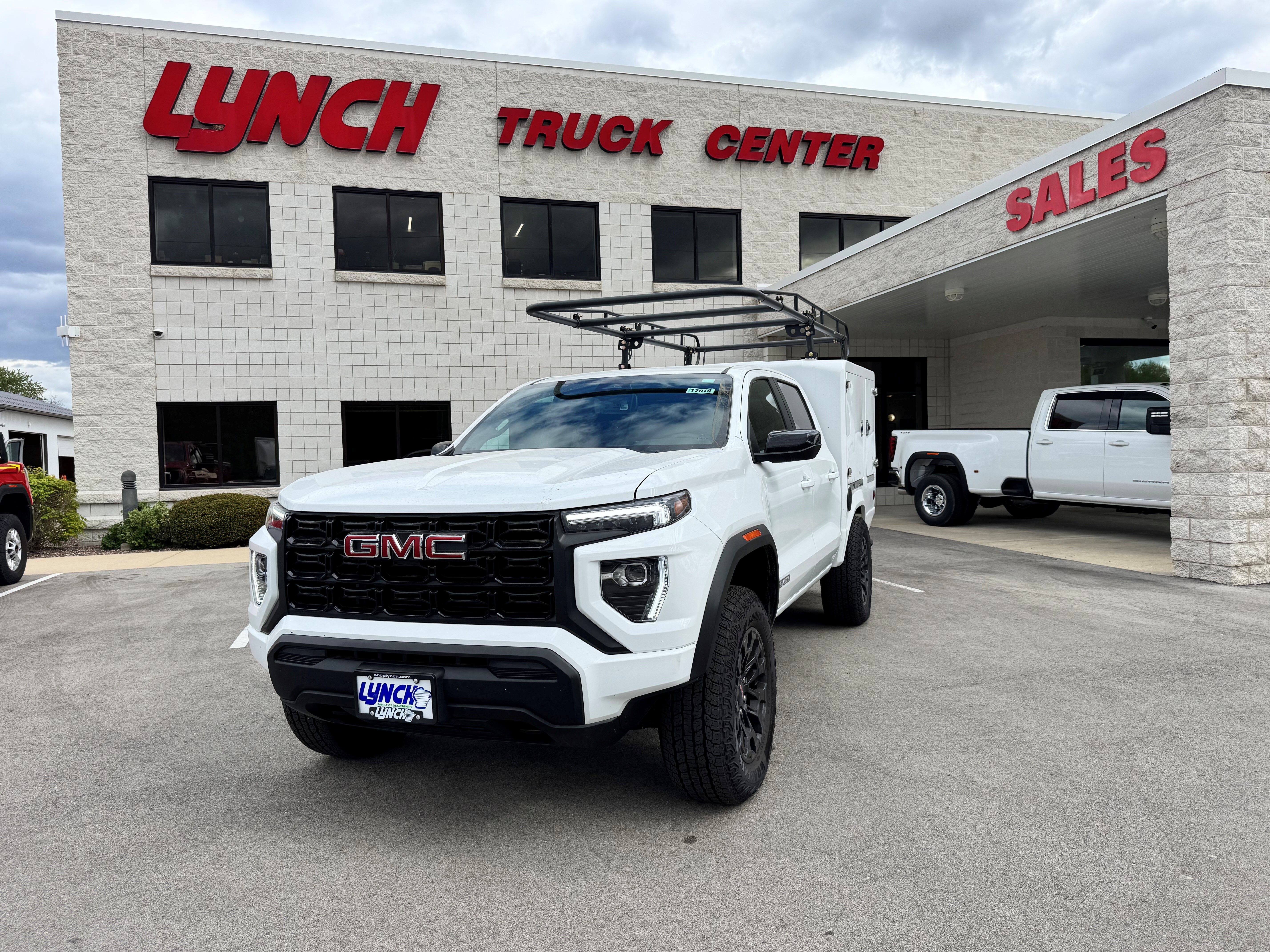 2026 GMC 1500 in Waterford, WI