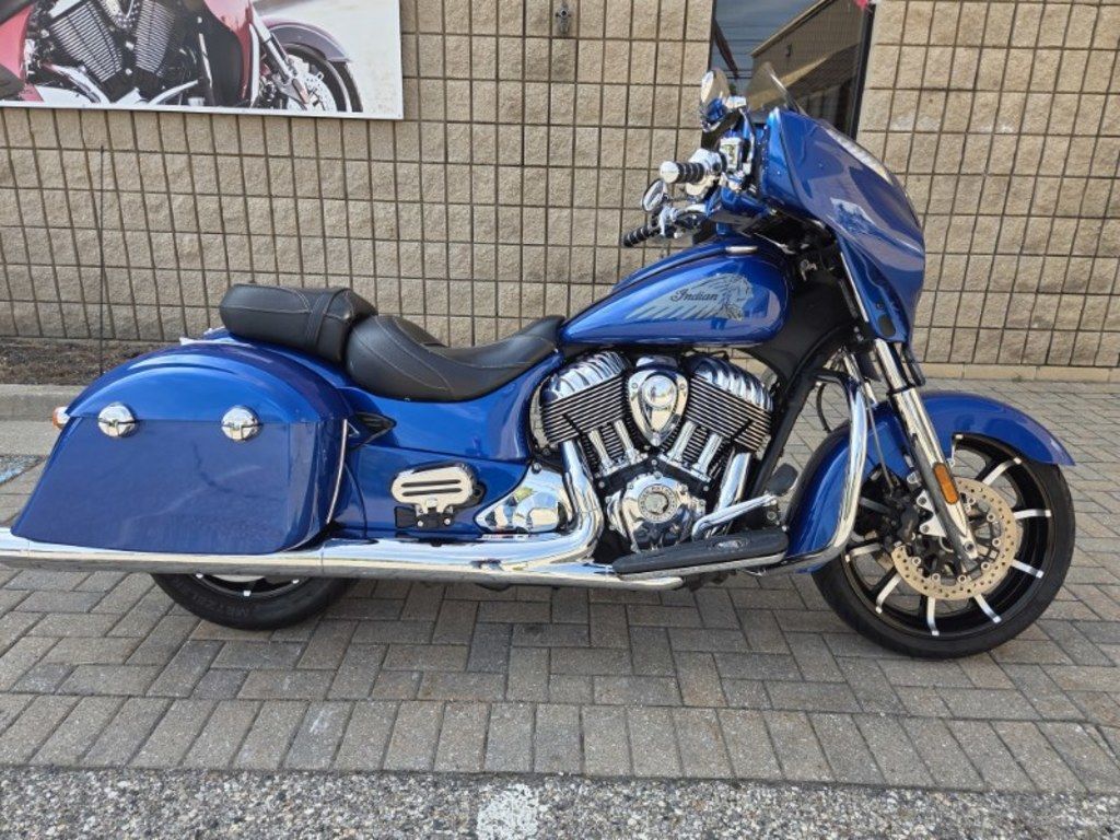 2018 Indian Motorcycle® Chieftain® Limited ABS Brilliant Blue LIMITED in Clinton Twp, MI