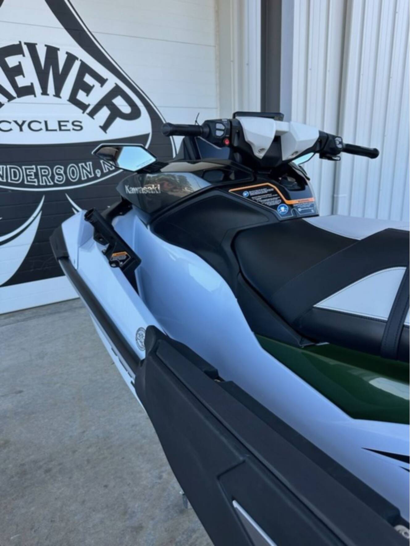 A photo of this 2025 Kawasaki Ultra® 160LX-S Angler