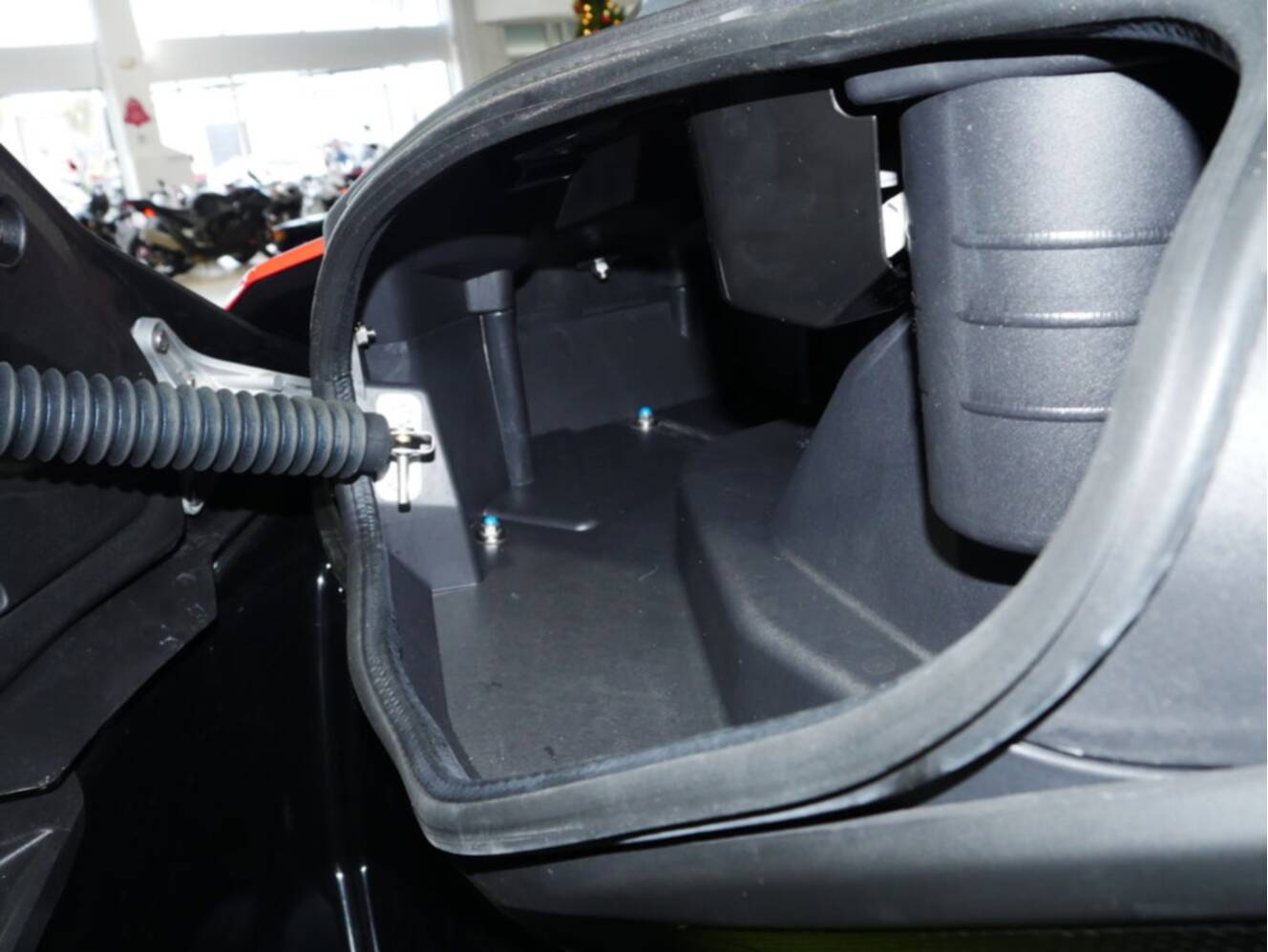 A photo of this 2025 Kawasaki Ultra® 310X
