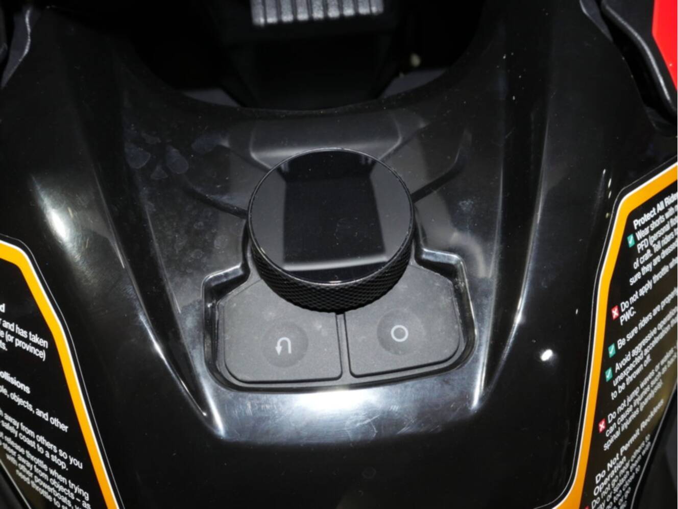 A photo of this 2025 Kawasaki Ultra® 310X