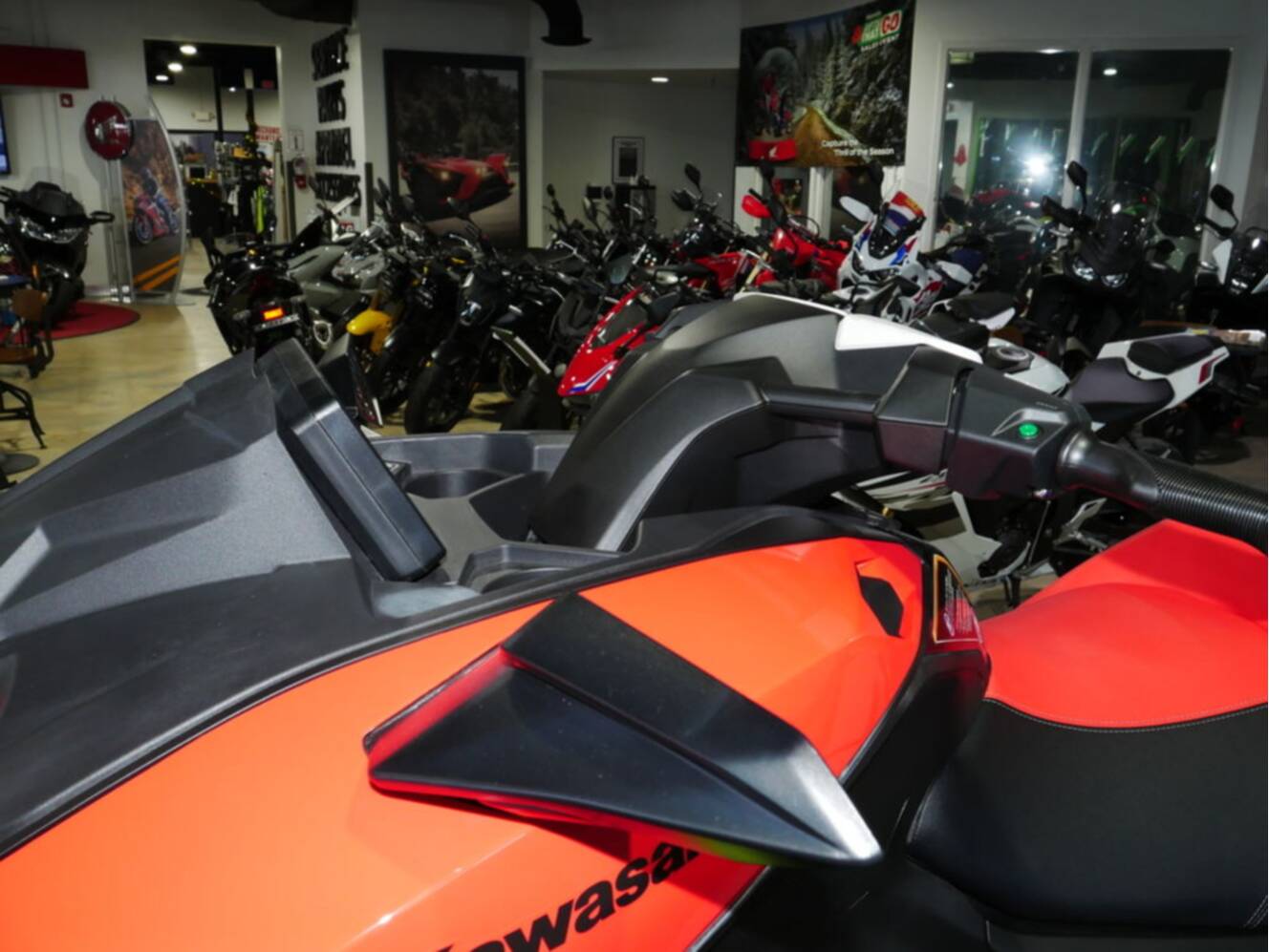 A photo of this 2025 Kawasaki Ultra® 310X