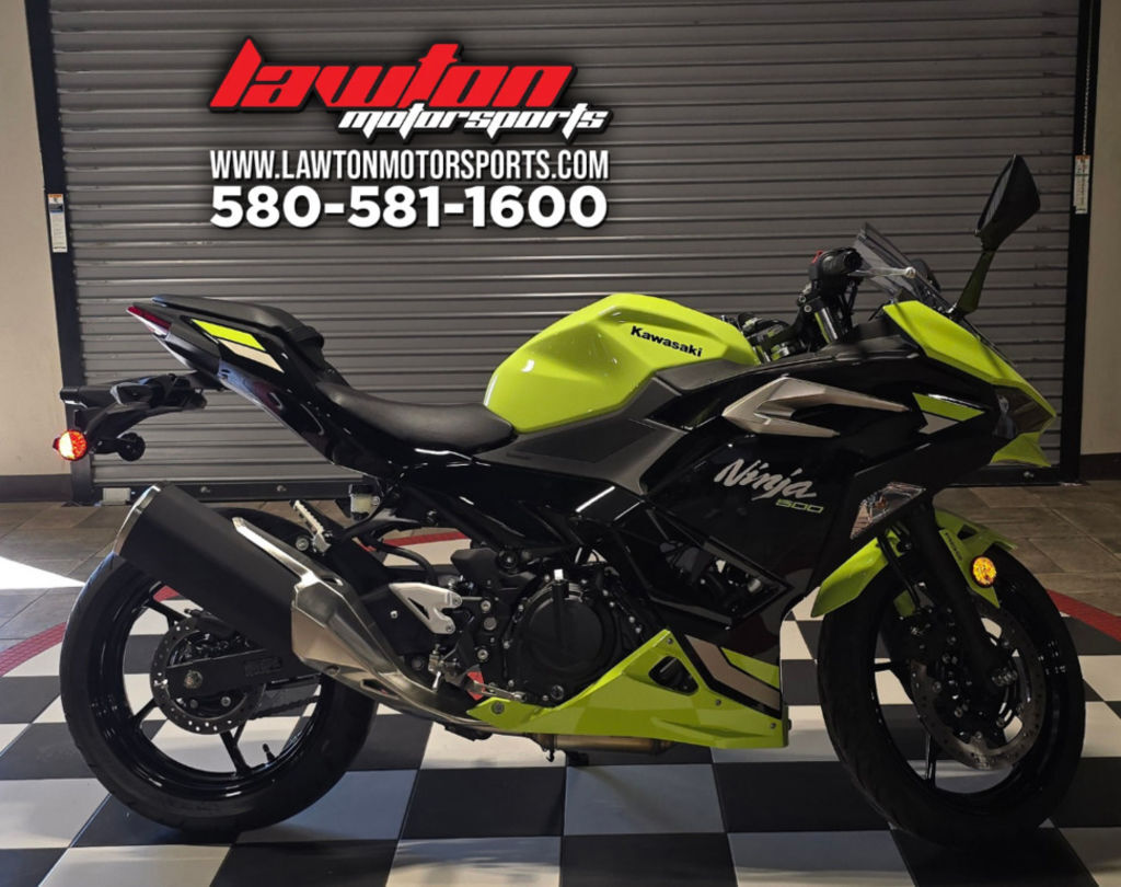 2026 Kawasaki Ninja® 500 ABS Metallic Yellowish Green/Ebony ABS in Lawton, OK