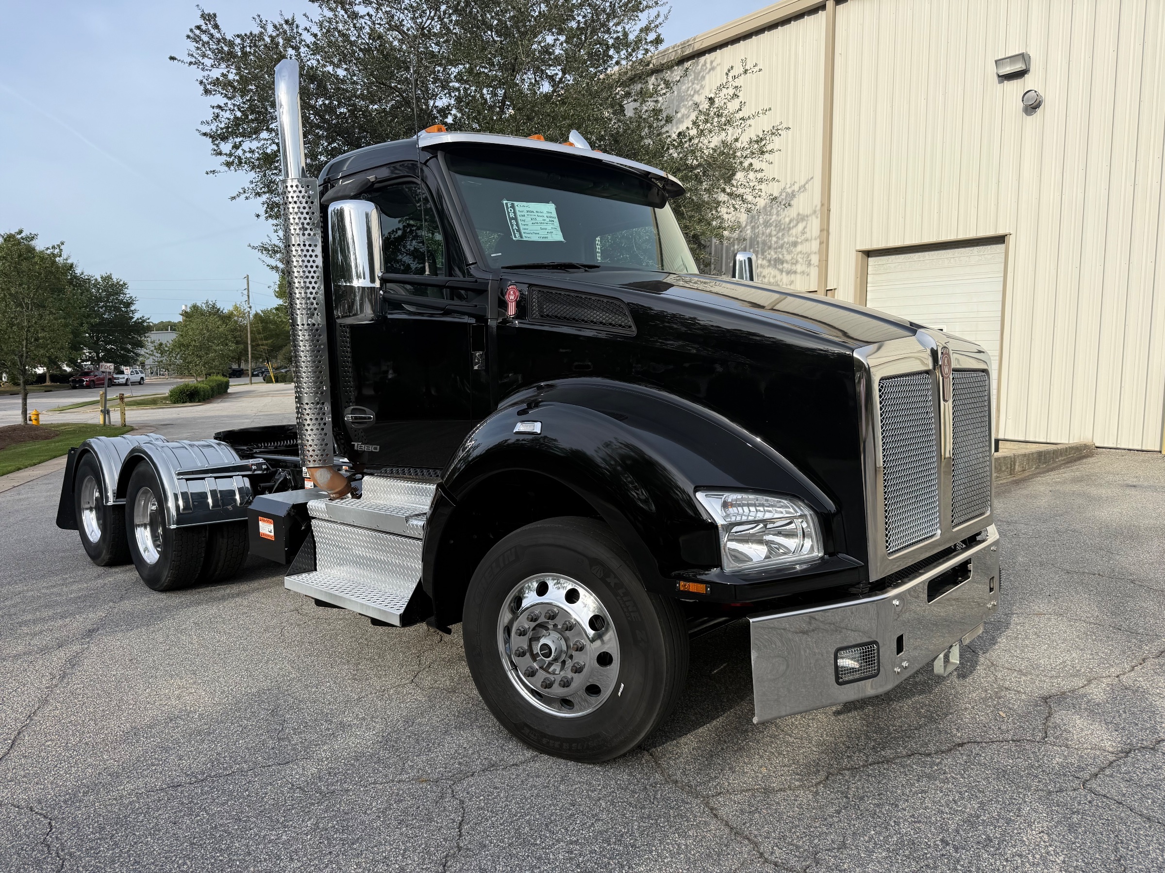 2024 KENWORTH T880 in Raleigh, NC