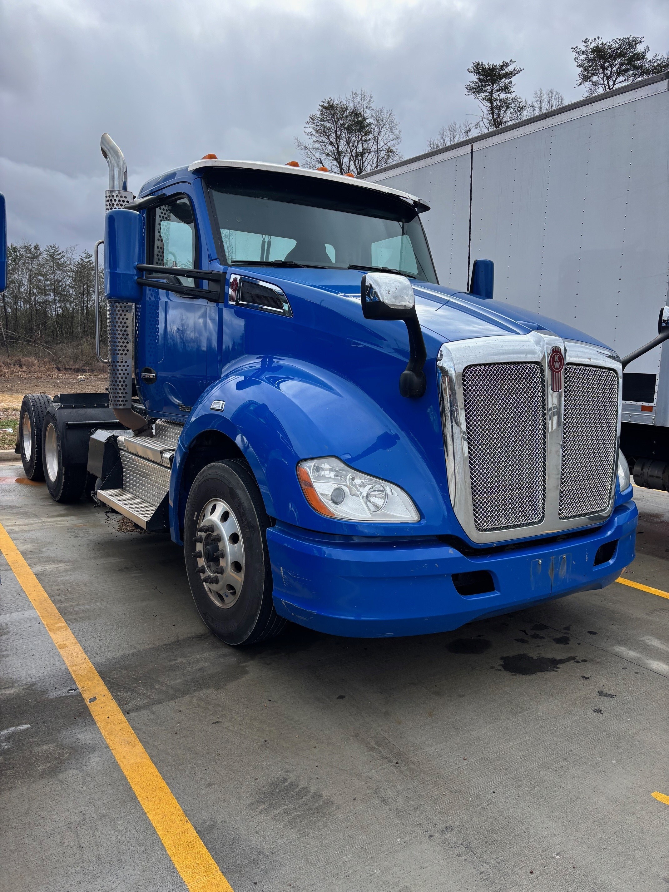 2021 KENWORTH T680 in Knoxville, TN