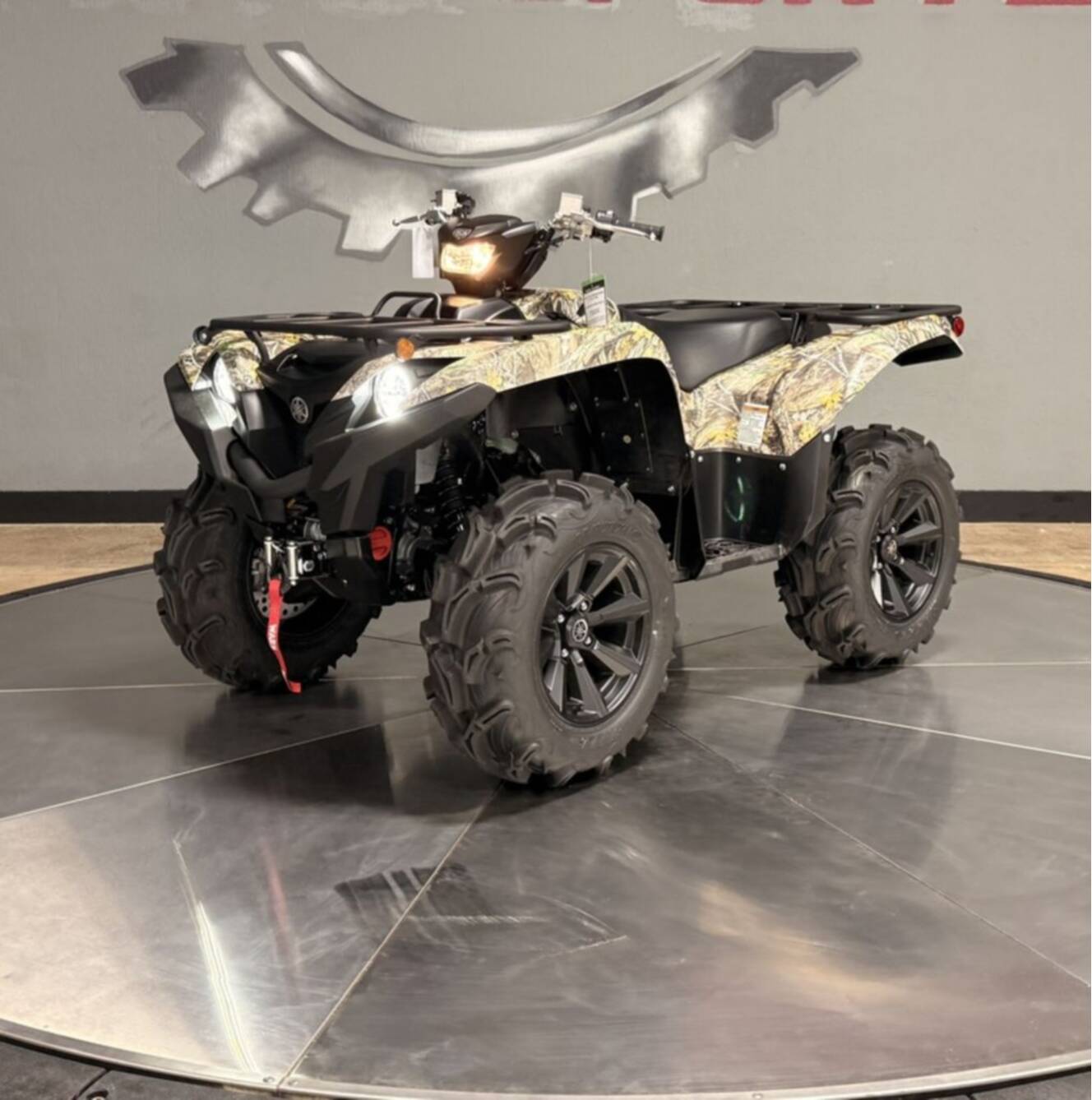 A photo of this 2027 Yamaha GRIZZLY EPS CAMO