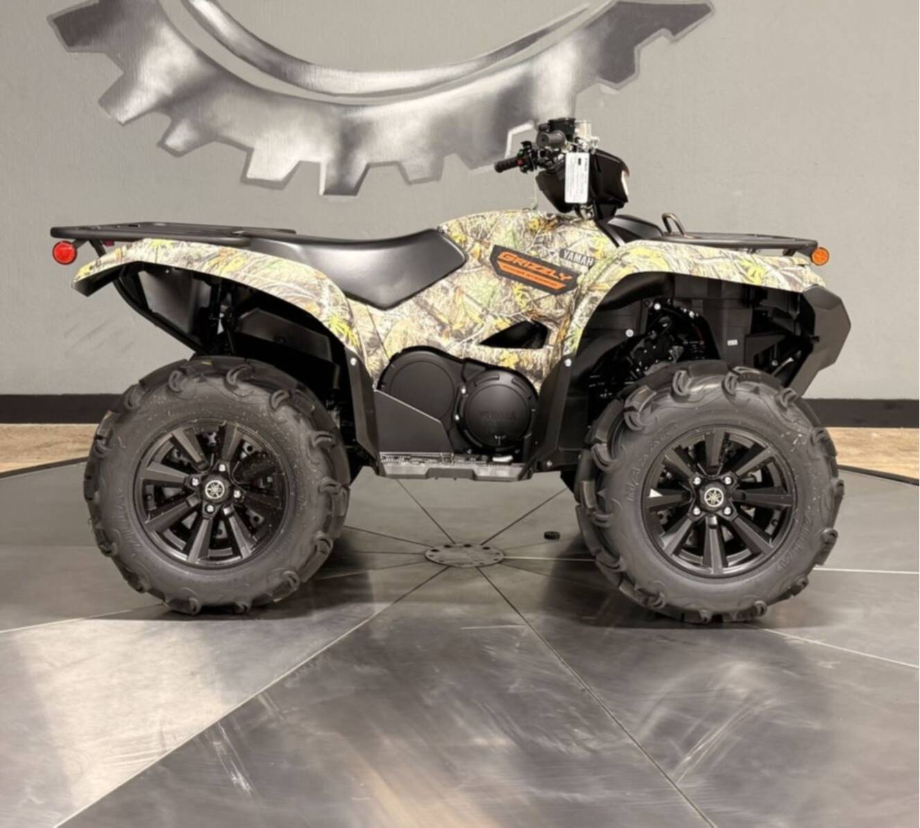 A photo of this 2027 Yamaha GRIZZLY EPS CAMO