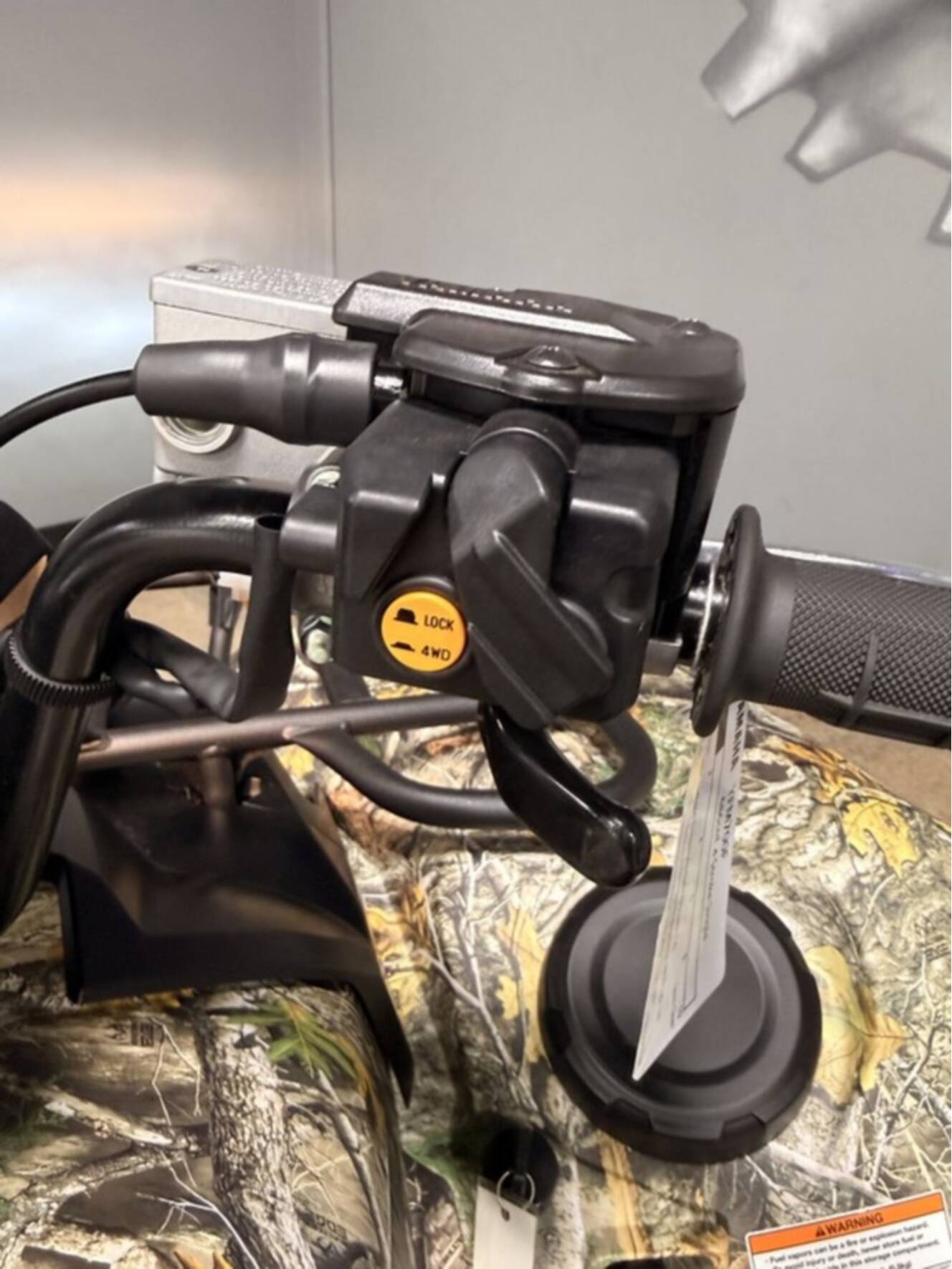 A photo of this 2027 Yamaha GRIZZLY EPS CAMO