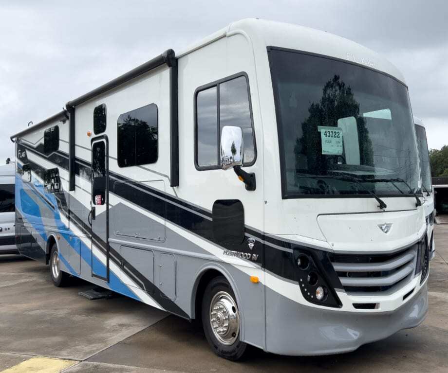 2027 Fleetwood FLAIR 33B6 in sanford FL