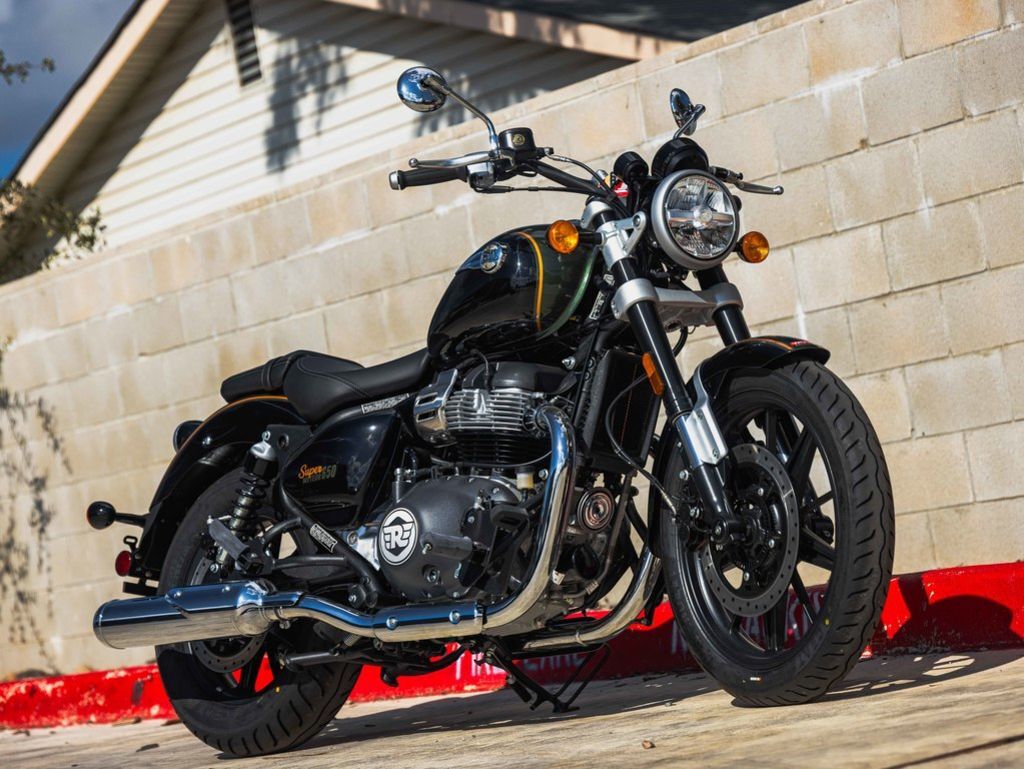 2026 Royal Enfield Super Meteor 650 Interstellar Green 650 in New Braunfels, TX