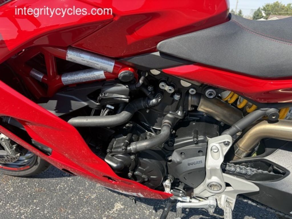 2017 Ducati SuperSport S Red in lewis center OH