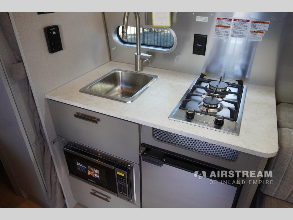 2027 Airstream Caravel 16RB in temecula CA