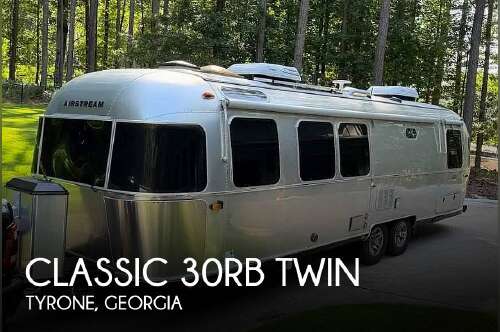 2018 Airstream Classic 30RB Twin in tyrone GA