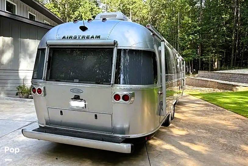 2018 Airstream Classic 30RB Twin in tyrone GA