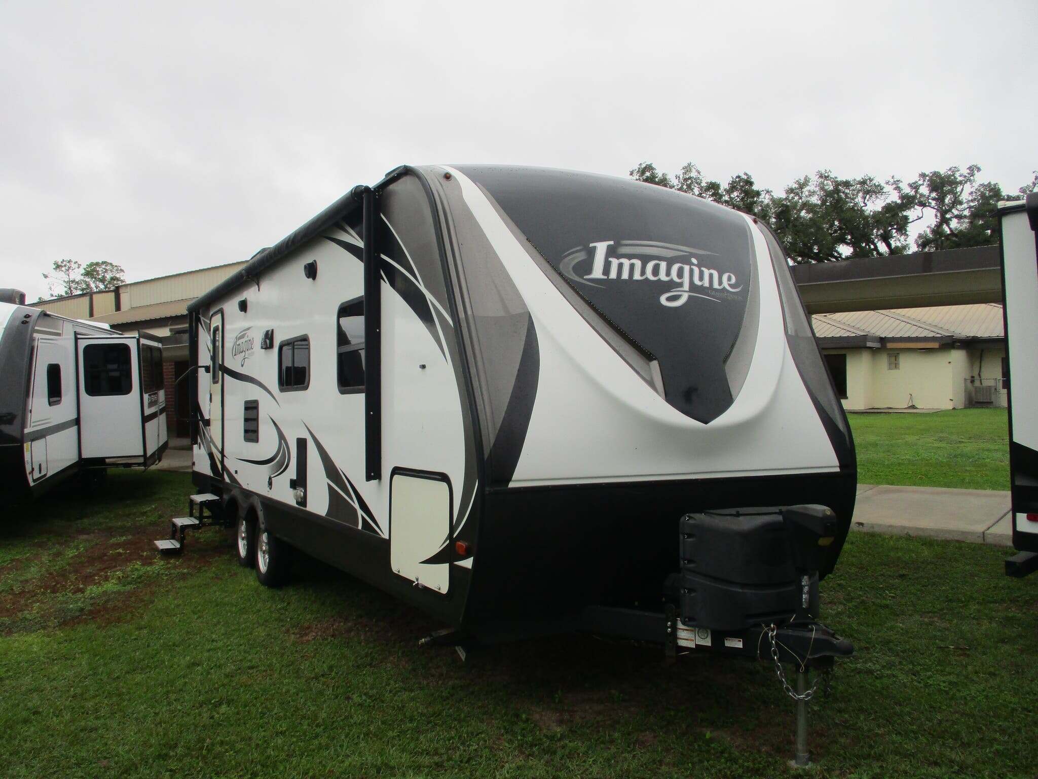 2018 Grand Design Imagine 2600RB RV