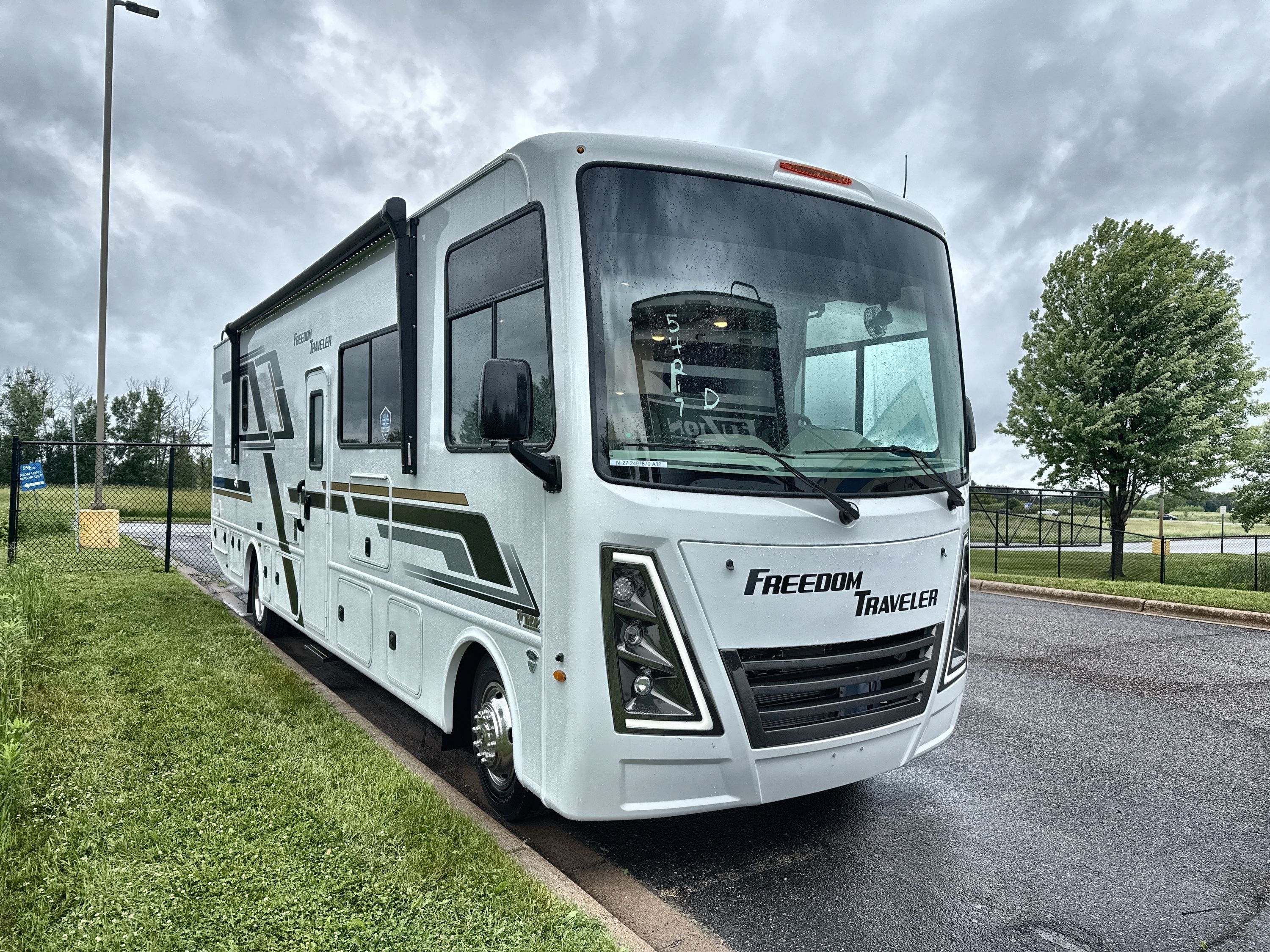 2027 Thor FREEDOM TRAVELER A32 in forest lake MN