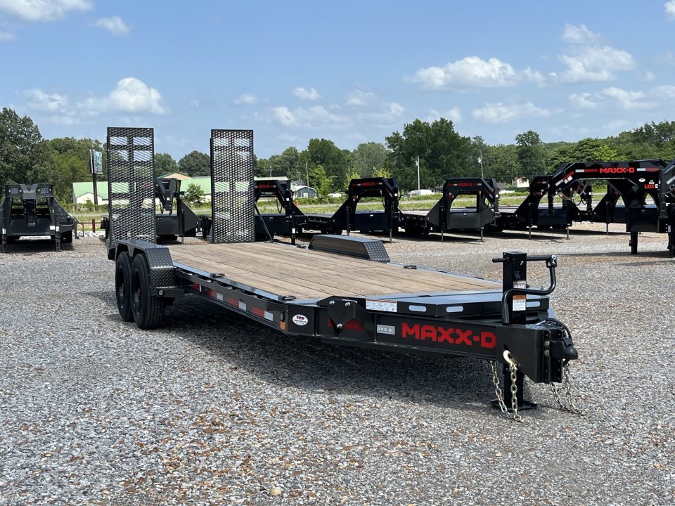 2027 MAXX-D EHX8322 in Dexter, KY