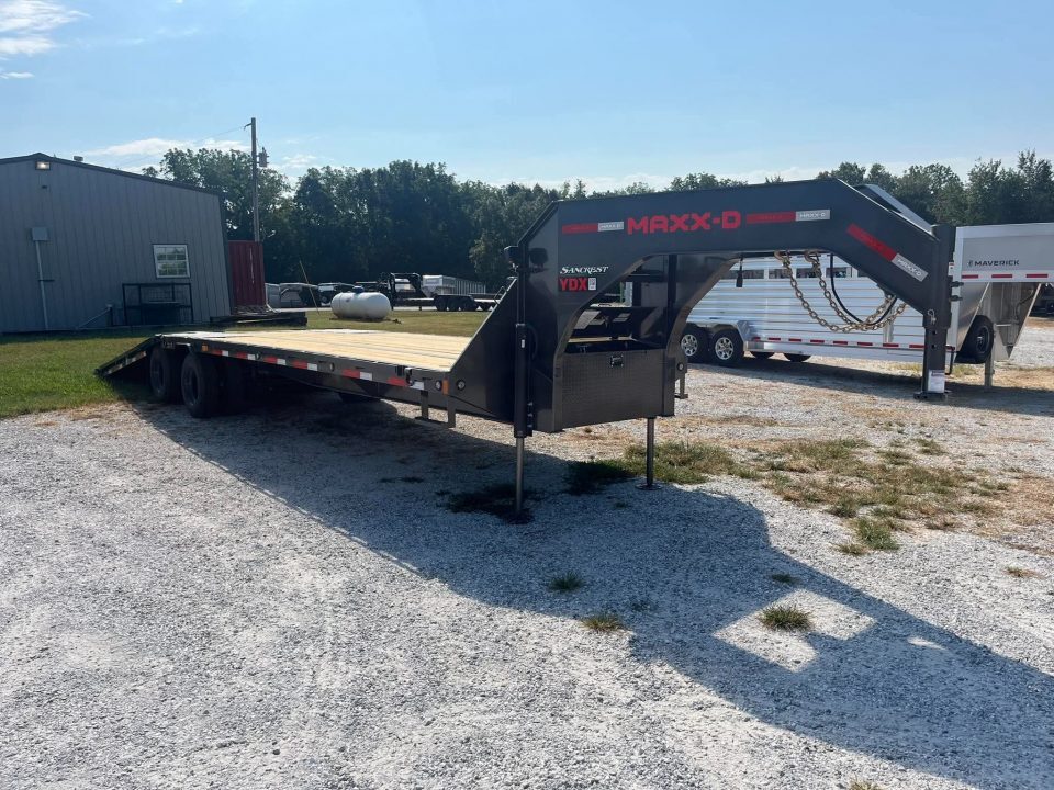 2027 MAXX-D YDX TANDEM DUAL GN HYDROTAIL W/ STEEL RUNNERS/ HYDRO JA in Rogersville, MO