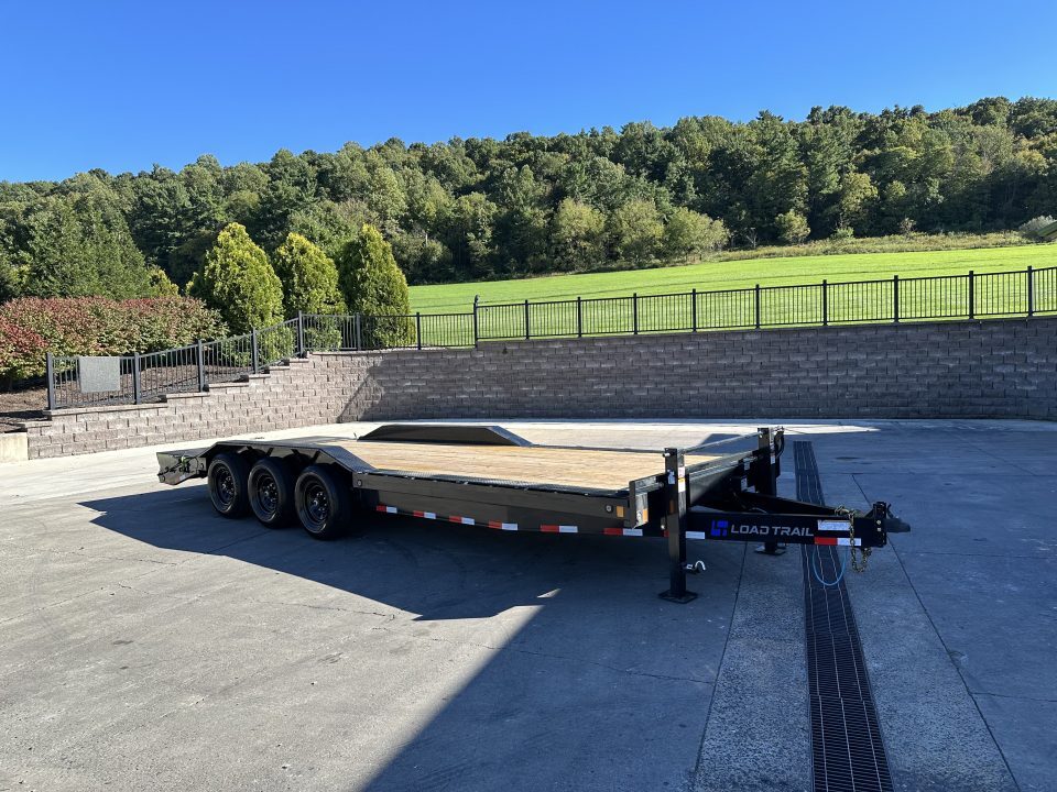 2027 LOAD TRAIL CH in Cocolamus, PA