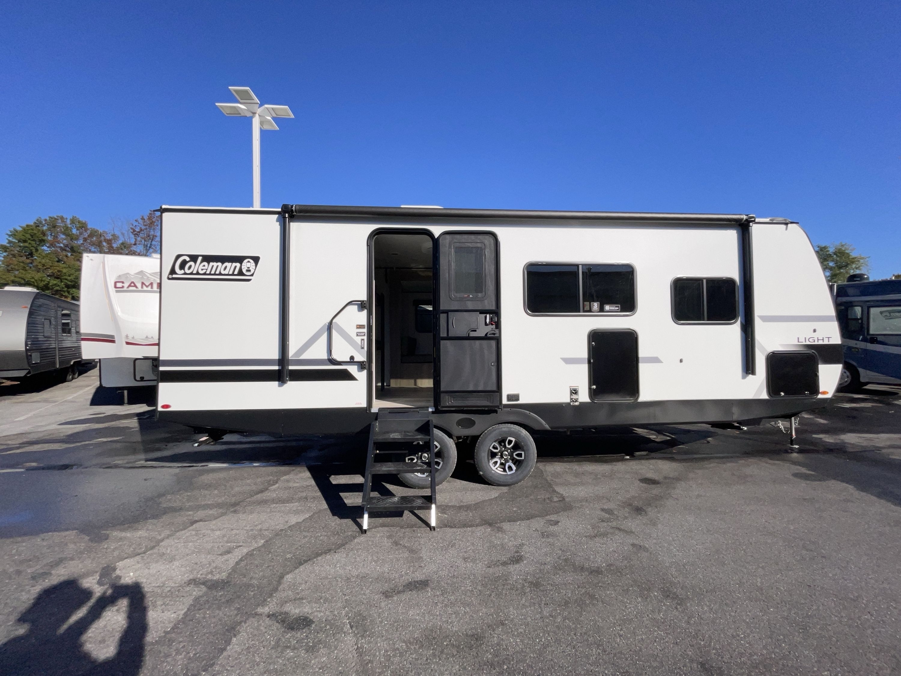 2027 Keystone COLEMAN LIGHT 22BX in hamburg PA