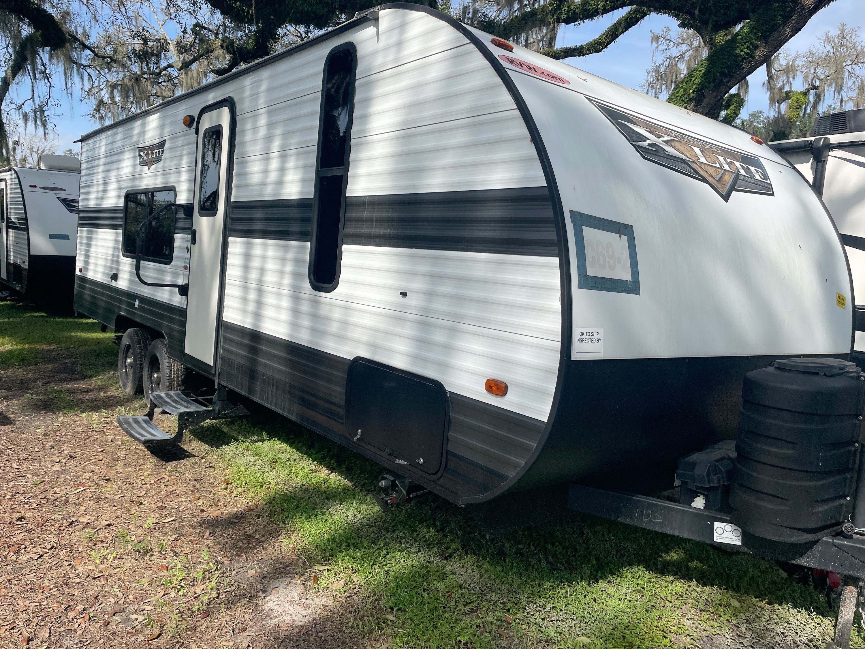 2023 Forest River WILDWOOD X-LITE 261BHXL in dover FL