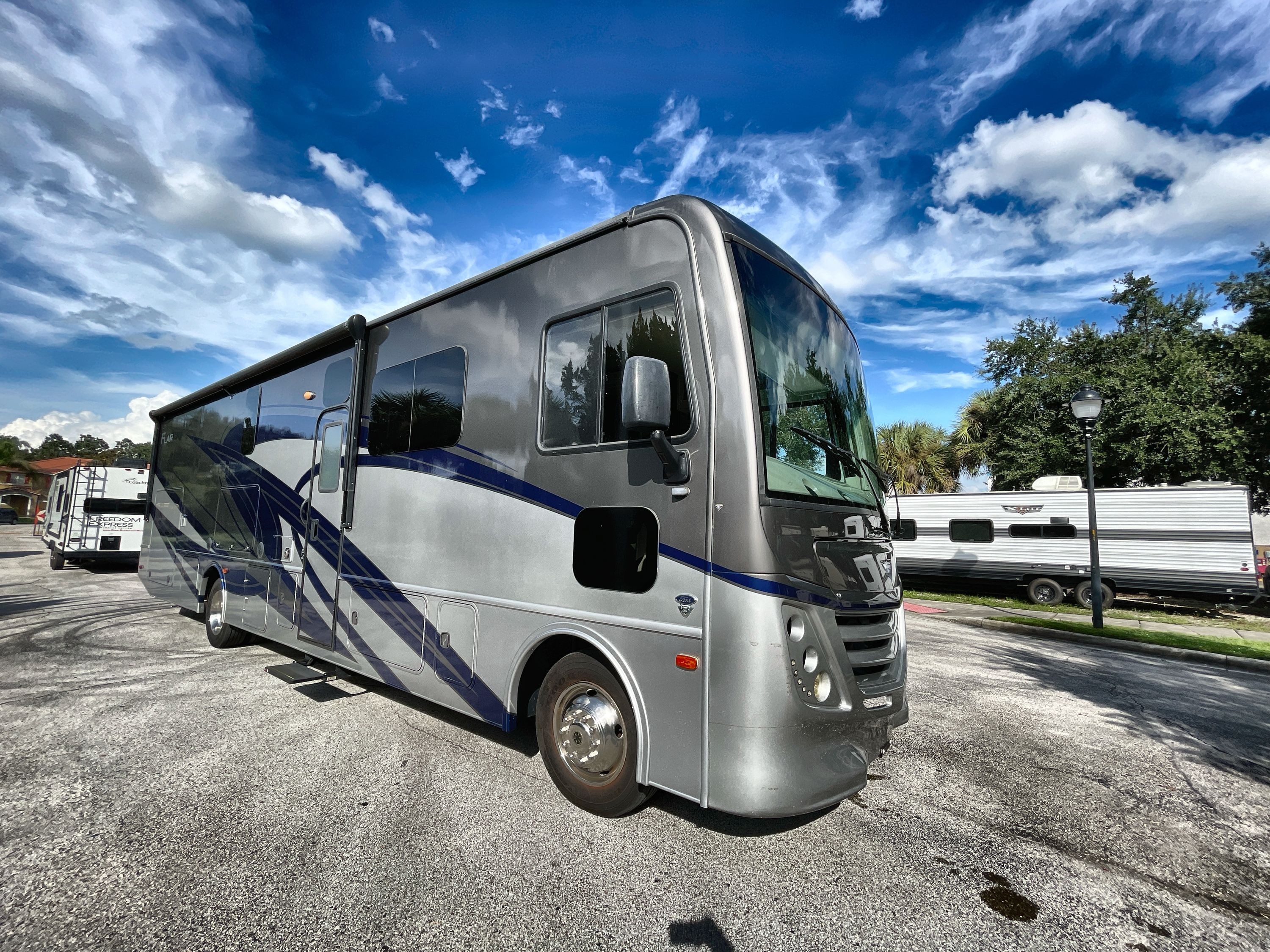 2021 Fleetwood FLAIR 34J RV