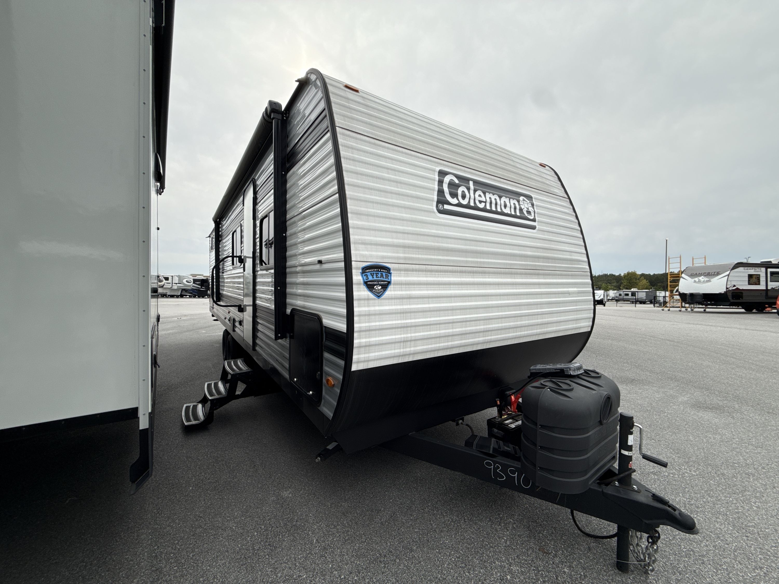 2025 Keystone COLEMAN 27B RV